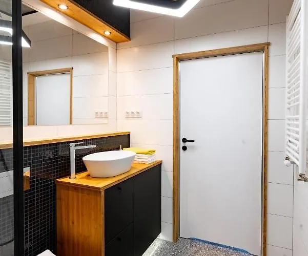 Chwaliszewo 62 - Bemyguest! In *